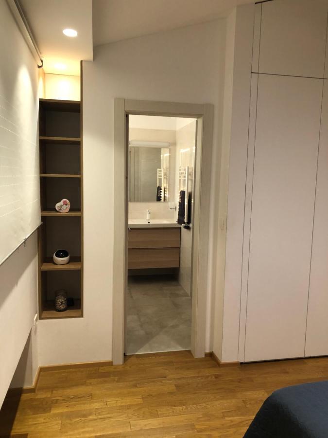 Sunny Apartment Ana Medulin Exterior photo
